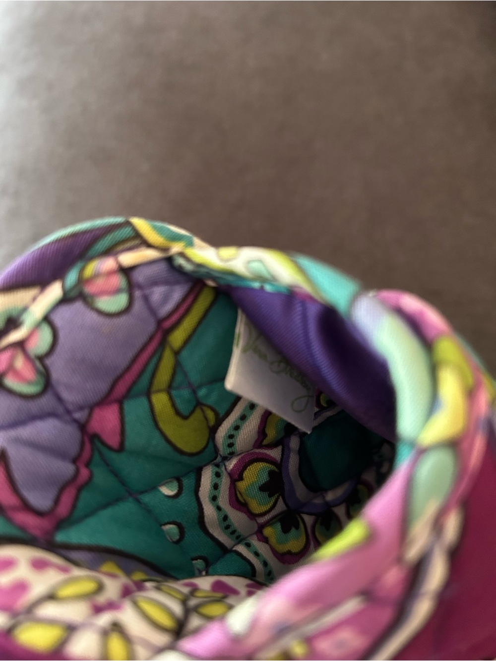 Vera Bradley Quilted Double Eye Case in Retired Heather Pattern - Picture 8 of 13